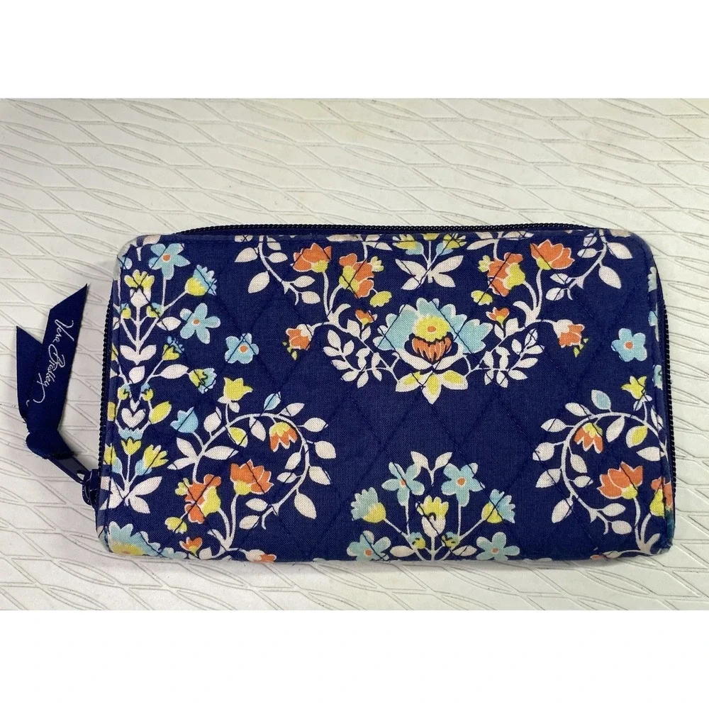 Vera Bradley Womens Quilted Blue Wallet‎ Clutch Zip-around